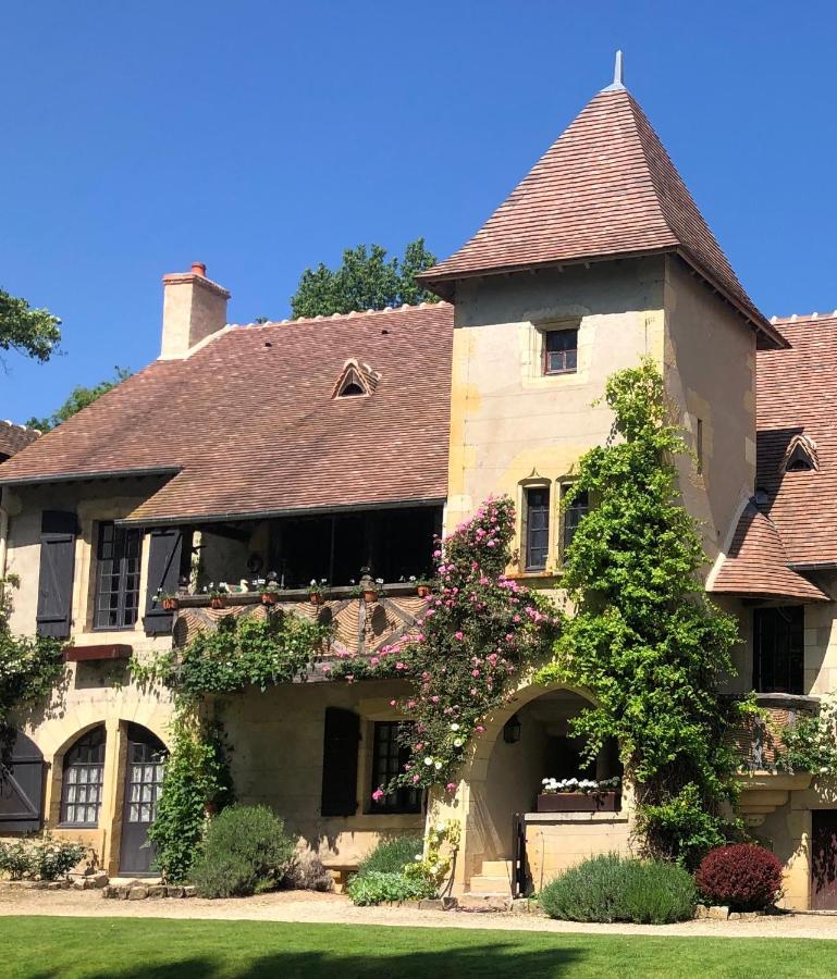 La Maison De La Tour Apremont-sur-Allier Buitenkant foto