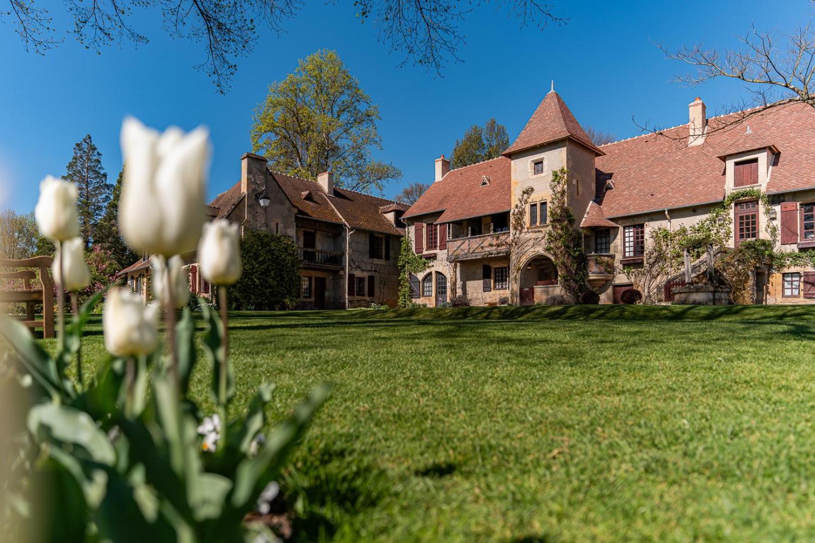 La Maison De La Tour Apremont-sur-Allier Buitenkant foto